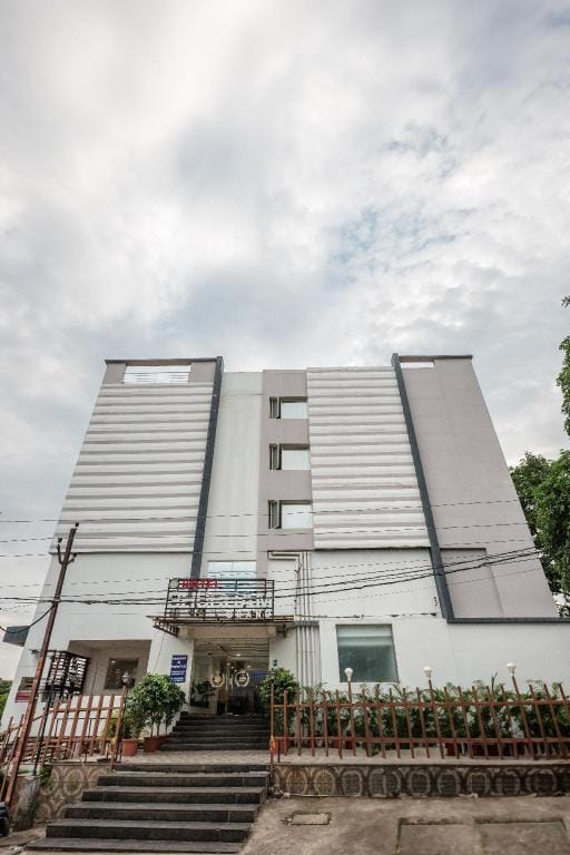 HOTEL SHUBHAM GRAND Hotel in Bhubaneswar