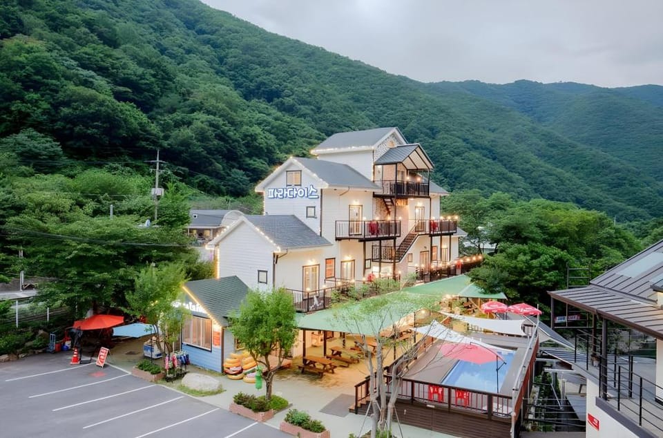 Ulsan Paradise Pension Bed and Breakfast in South Korea