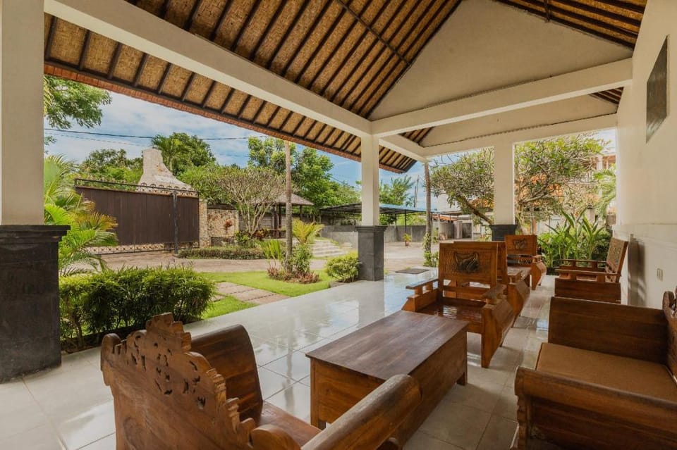 Wyn Villa 2br 1 Villa in Bali