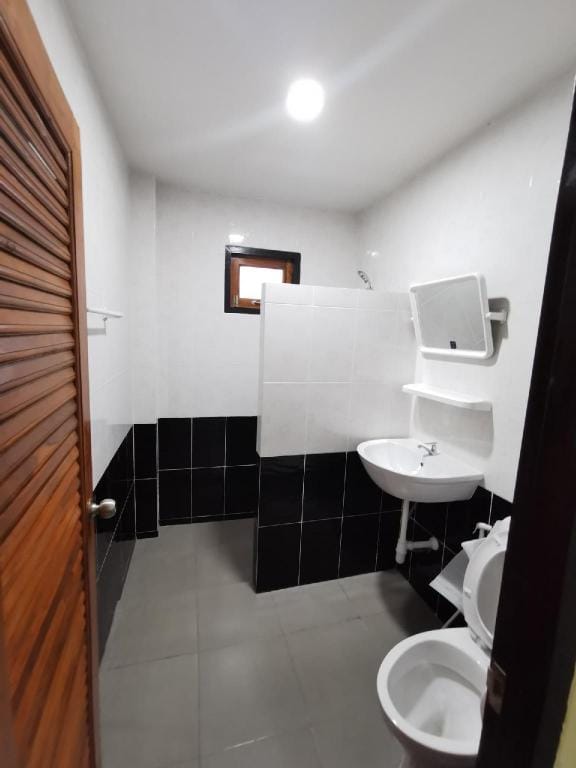Baan Fha Navy บ้านฟ้านาวีสัตหีบ Vacation rental in Chon Buri Changwat