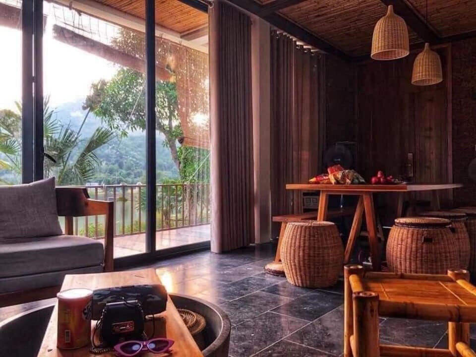 Villa siêu đẹp hướng hồ tại Bản Xôi Villa in Laos