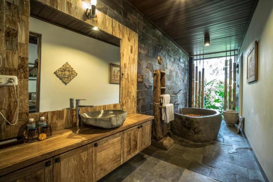 Luxury Villa 1 BR Private Pool #B2 Villa in Ubud