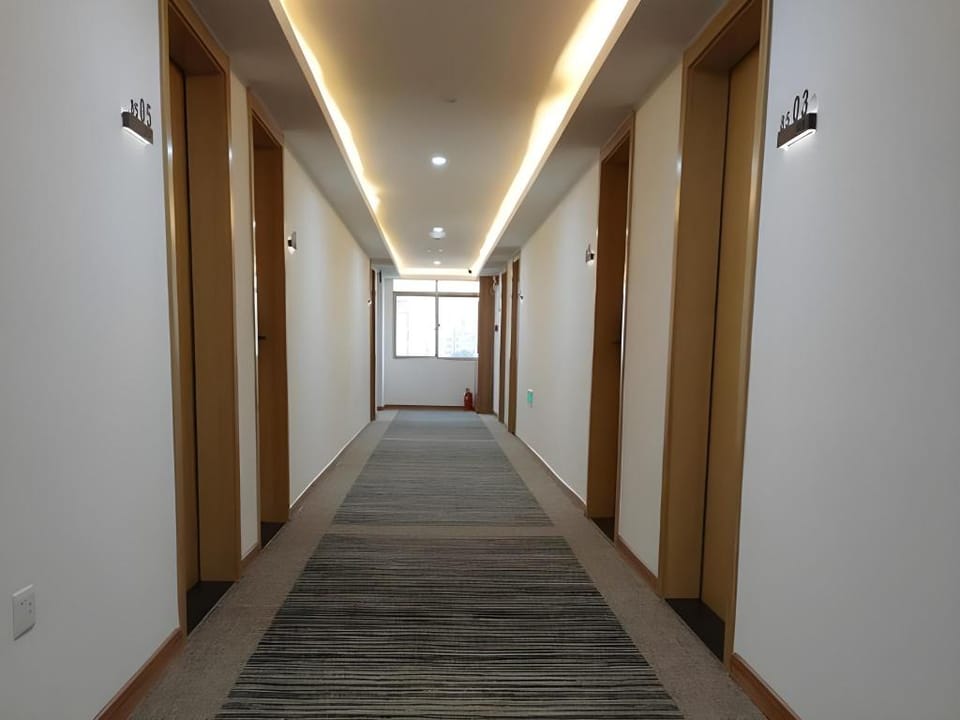 GreenTree Inn Express Hainan Dongfang Yong'an Dong Road Hotel in Hainan