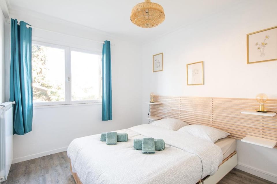 Appart "LES PALMIERS" 3*** Terrasse dans les pins Apartment in Toulon
