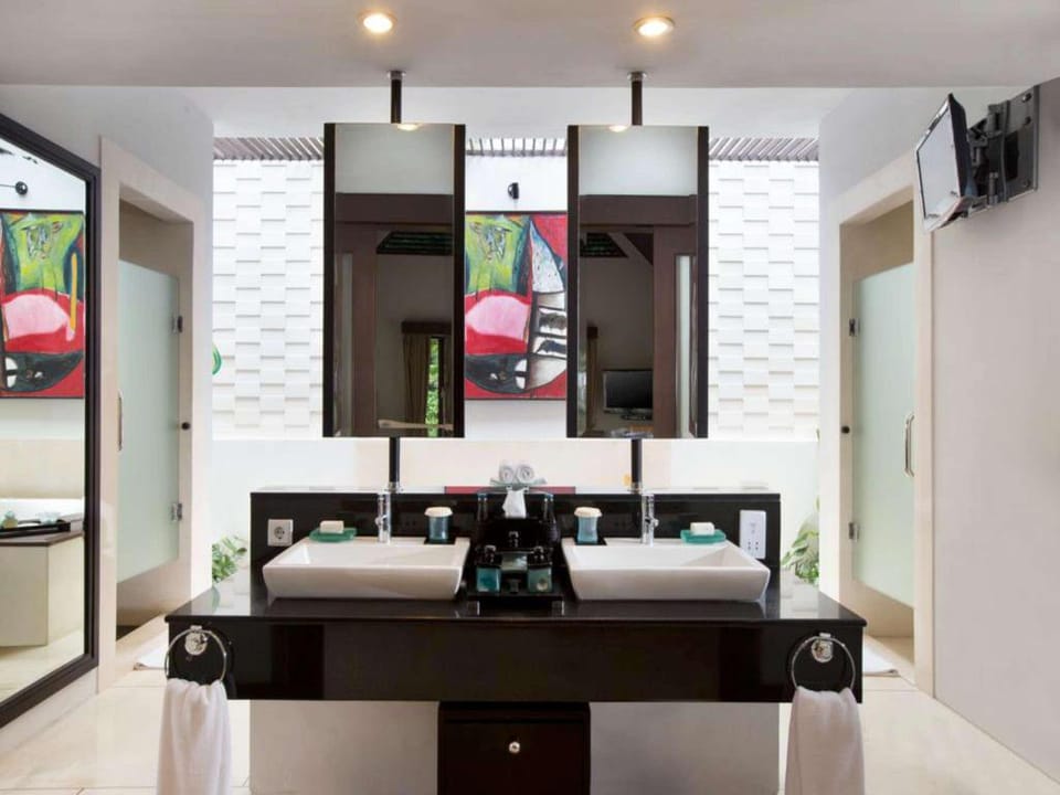 Two Bedrooms Fabulous  Royal Villa #V149 Villa in Abiansemal