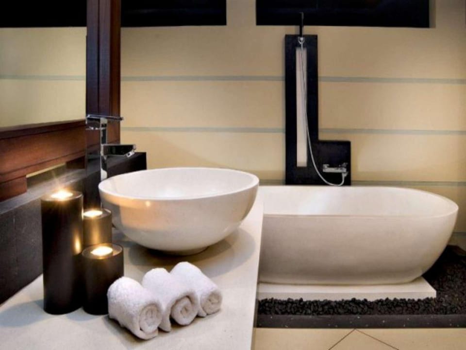 Two Bed Rooms Fresh & Modern Villa #V129 Villa in North Kuta