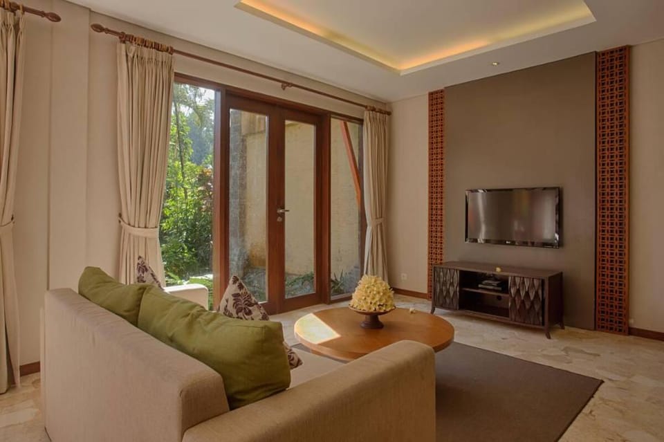 Luxury 1 BR Villa with Private Pool #V37 Villa in Tampaksiring