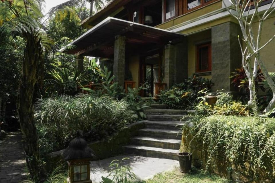 One Bedroom Deluxe Room with Pool View NE168A Vacation rental in Ubud