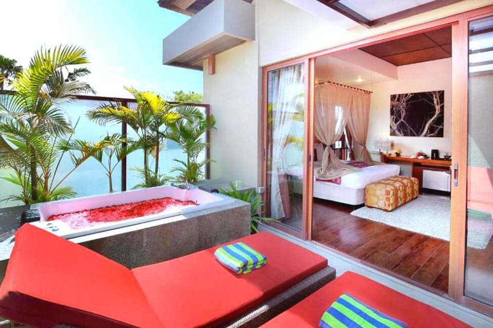 Jacuzzi Suite 1 BR  for relax Seminyak NE18A Villa in Kuta