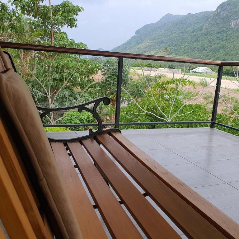 Baan Boonpar, Klangdong, Pakchong Vacation rental in Laos