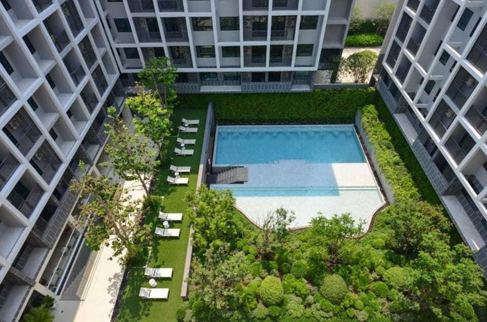 D2 Residences HuaHin : B525 Apartment in Nong Kae