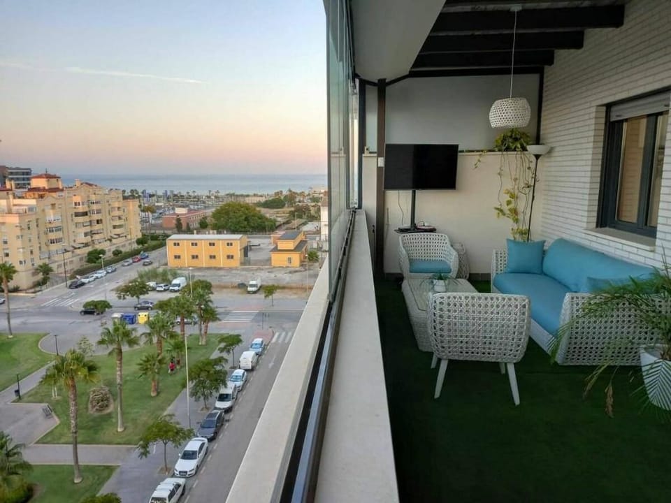 Atico con Piscina y Vistas al Mar Habitat Litoral Apartment in Malaga
