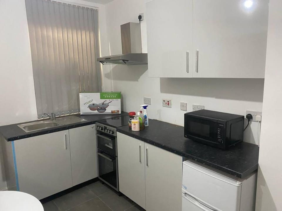 Brettel st 44 DY2 8xh Apartment in England