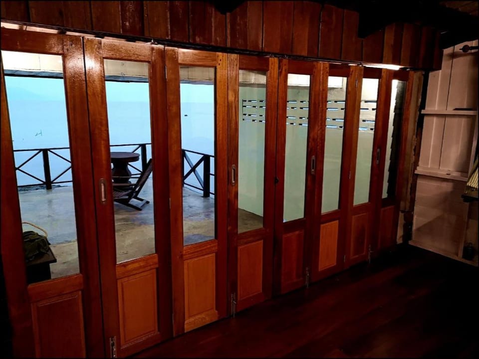 Ocean front 2Br 107sqm house - Panorama Sea View Vacation rental in Trat Changwat