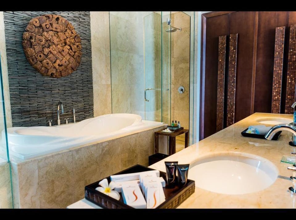 Entire  2 BR Private Pool Villa #L252 Villa in Kuta Selatan
