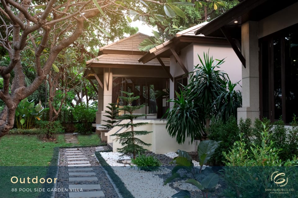 Pool side garden 88 villa Villa in Bangkok