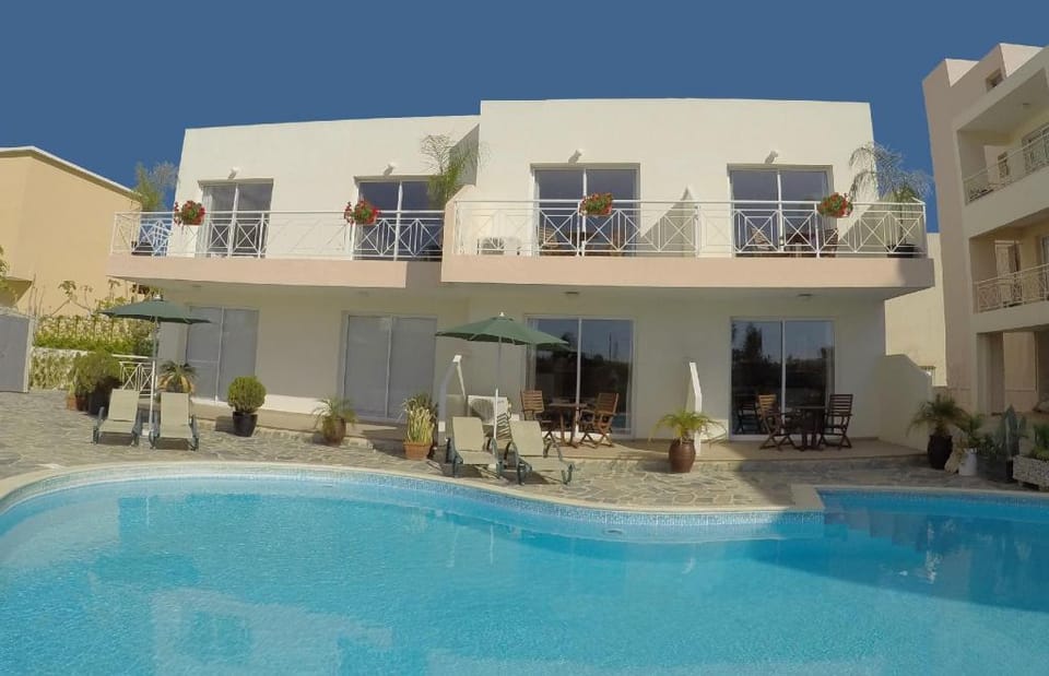 Kato Paphos Suites, Studio Apartment with Pool Apartment in Paphos