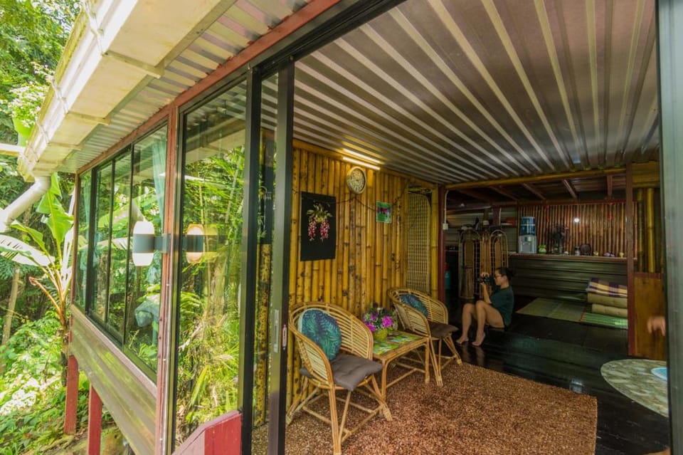 Mendung Escape Couple Suite B Vacation rental in Kuching