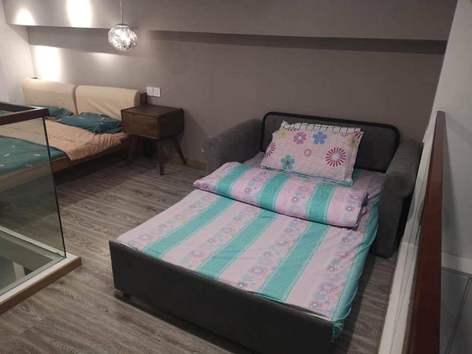 carrie's silk quilt experience apartment Apartment in Shanghai