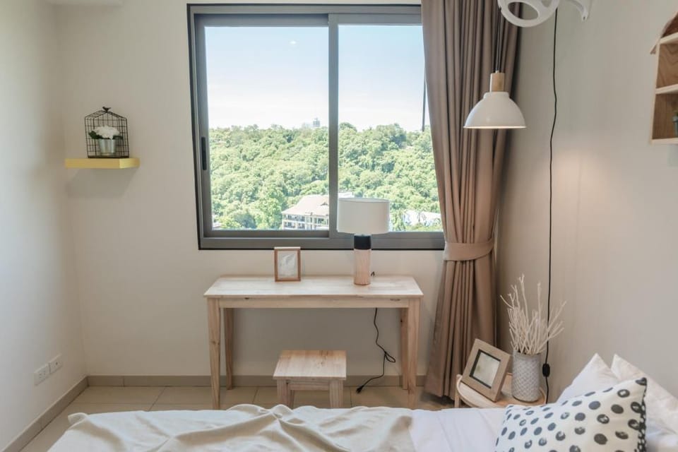 Premium Luxury 20F 10 min Walking Street 4PAX Apartment in Pattaya City