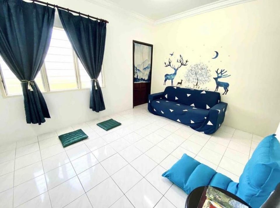Georgetown Budget Homestay /WIFI/ Free Parking Apartment in George Town