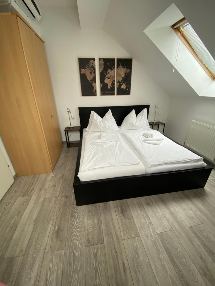Pension Lizzi Bed and Breakfast in Vienna