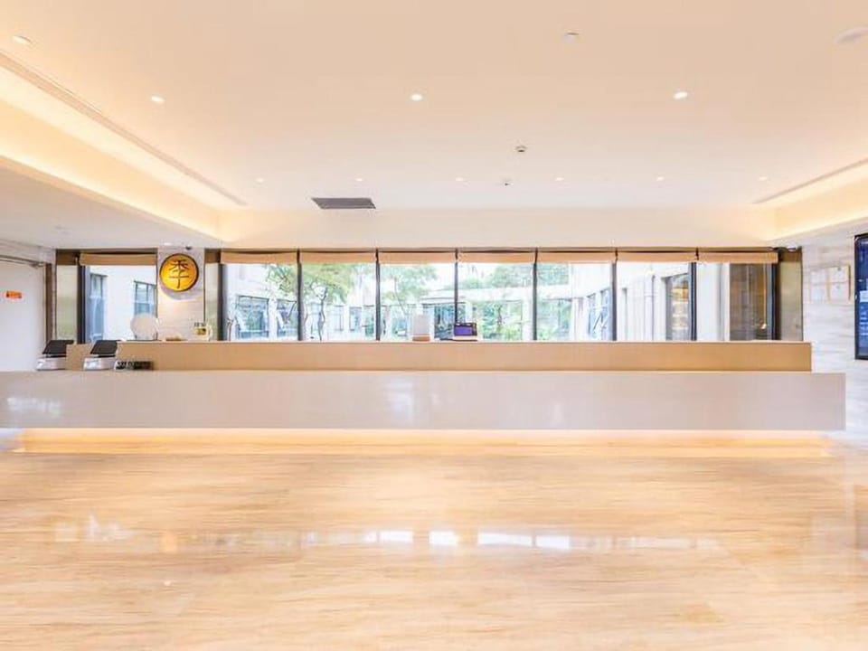 Ji Hotel Shanghai Lingang New Town Hotel in Shanghai