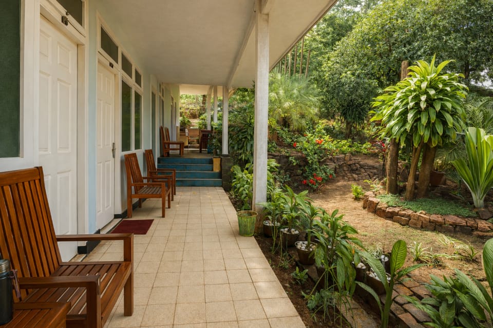 Bajo Hotel Bed and Breakfast in Indonesia