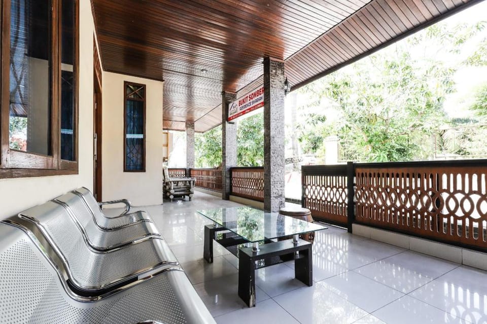 OYO 3789 Bukit Somber Residence Syariah Hotel in Indonesia