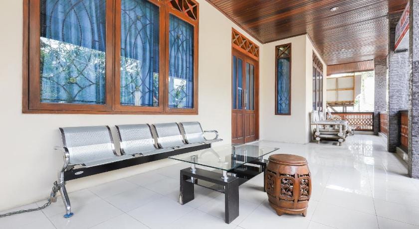 OYO 3789 Bukit Somber Residence Syariah Hotel in Indonesia