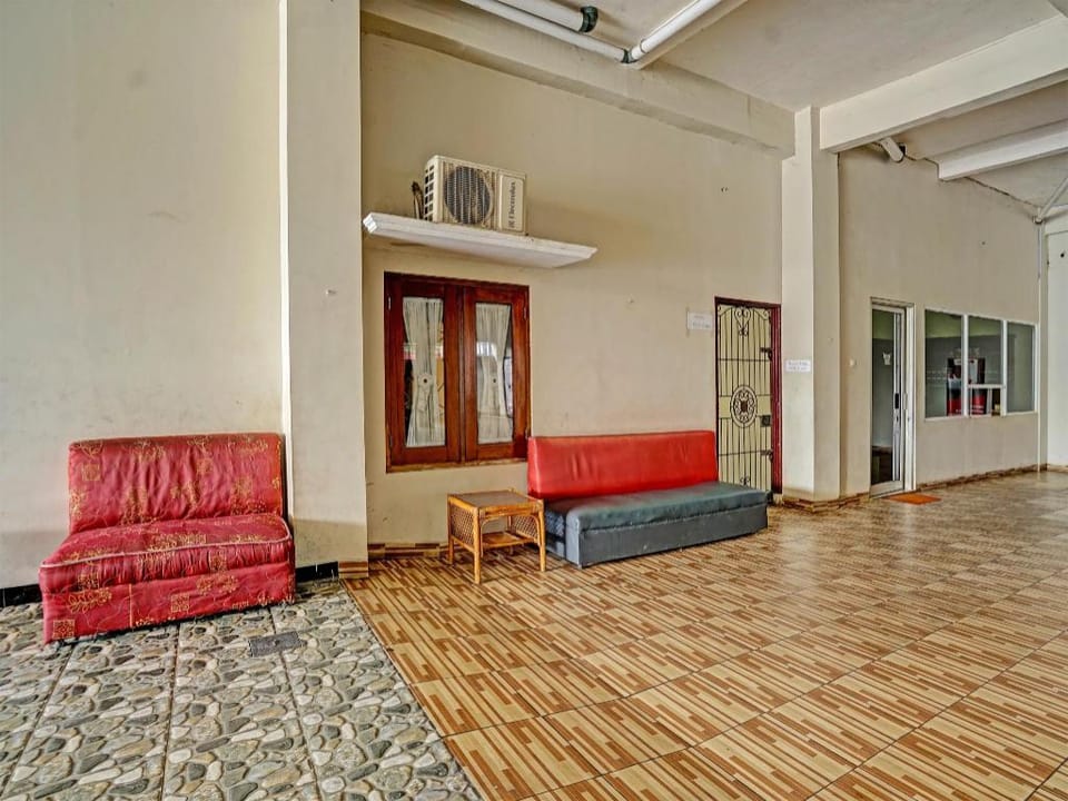 OYO 3443 Rd Kost2 Hotel in Indonesia