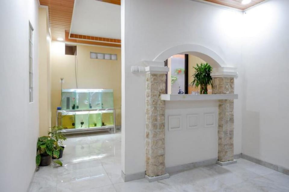 RedDoorz near XT Square 3 Hotel in Yogyakarta