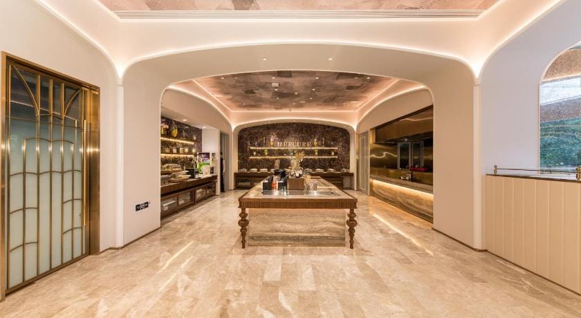Mercure Xi'an Dayan Pagoda Hotel in Xian