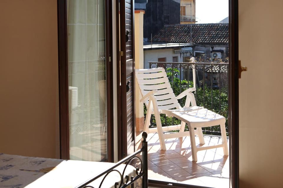 Adriana Casa Vacanze Holiday Tours In Sicily Apartment in Acireale