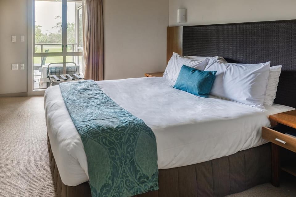 Ocean Breeze Hotel Hotel in Auckland