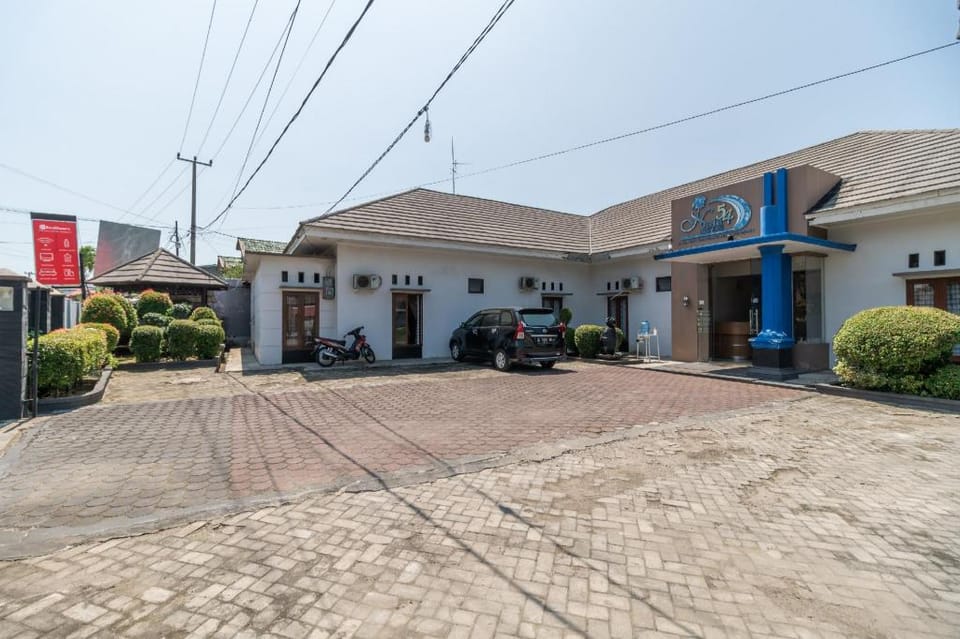 RedDoorz near Pantai Panjang Bengkulu 2 Hotel in Indonesia