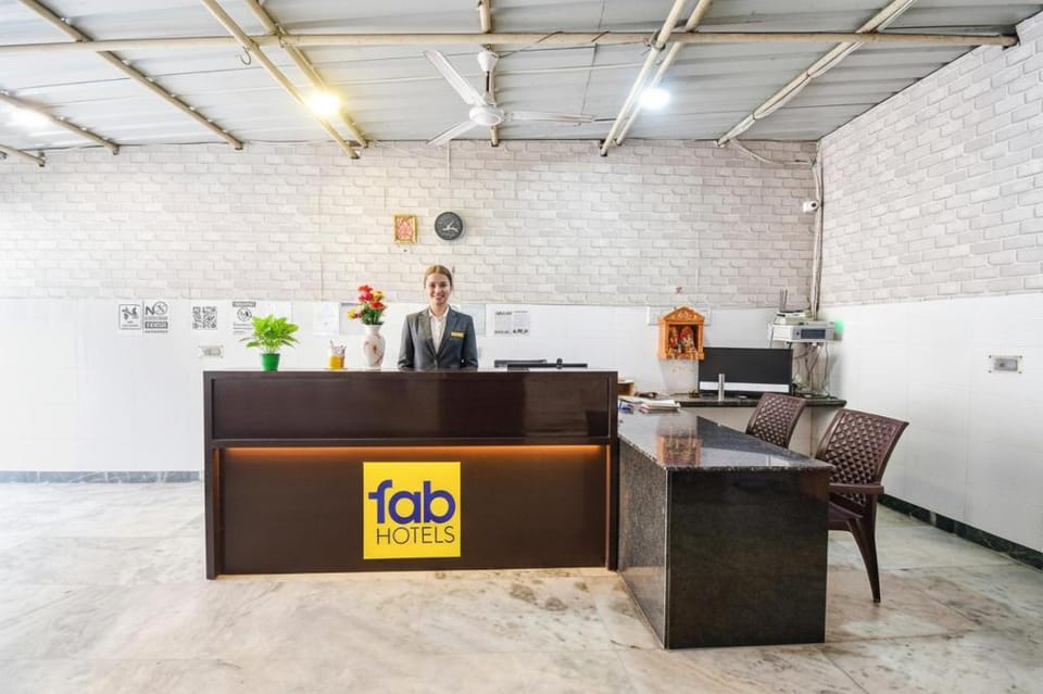 FabHotel Saltlake Regency - 1.4km from Anandlok Hospital Hotel in Kolkata