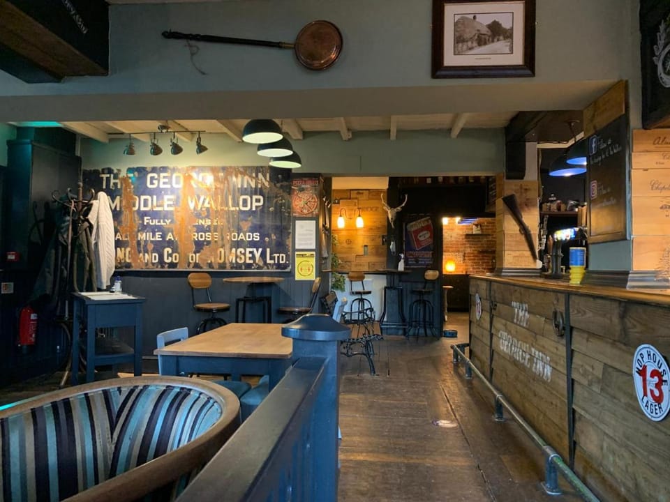 The George Inn Middle Wallop Bed and Breakfast in Test Valley District