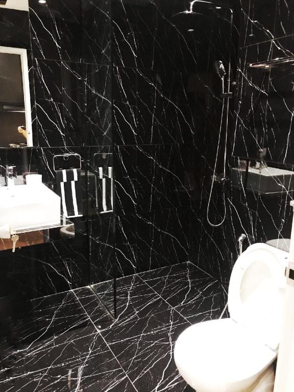 E/2-6 guest/top location/GRAND INDO Apartment in Jakarta