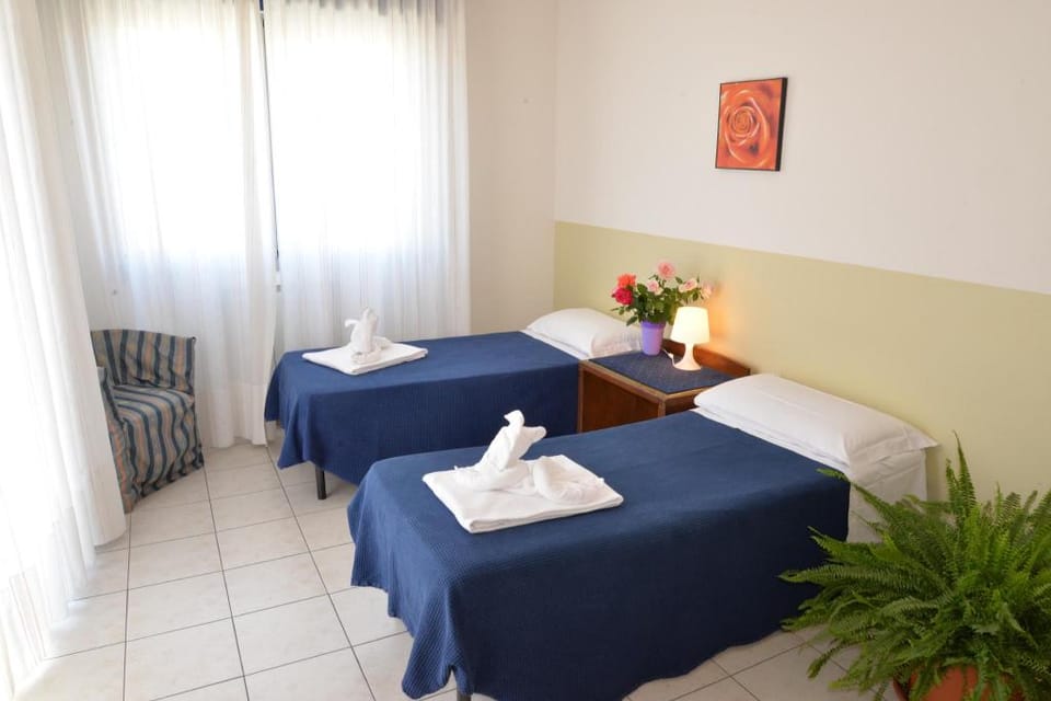 Two-room apartment for 3 people with kitchen and private bathroom Apartment in Arezzo
