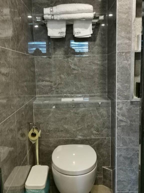 Delicate华强北中心区雅致Loft复式公寓 Apartment in Hong Kong