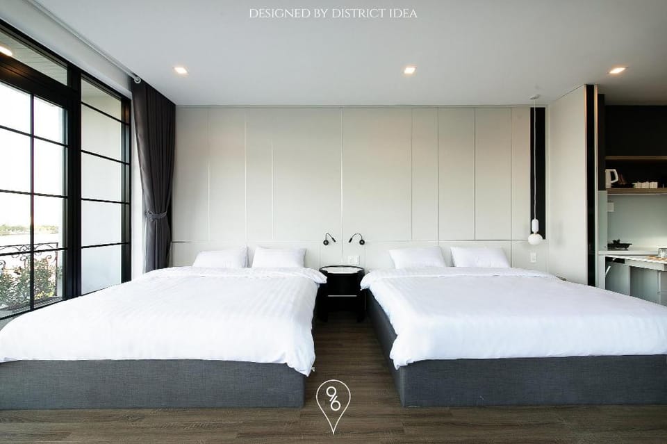 Modern Riverfront Balcony Apartment Apartment in Da Nang
