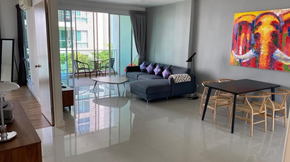 Fantastic apartment 2 min from beach Apartment in Nong Kae