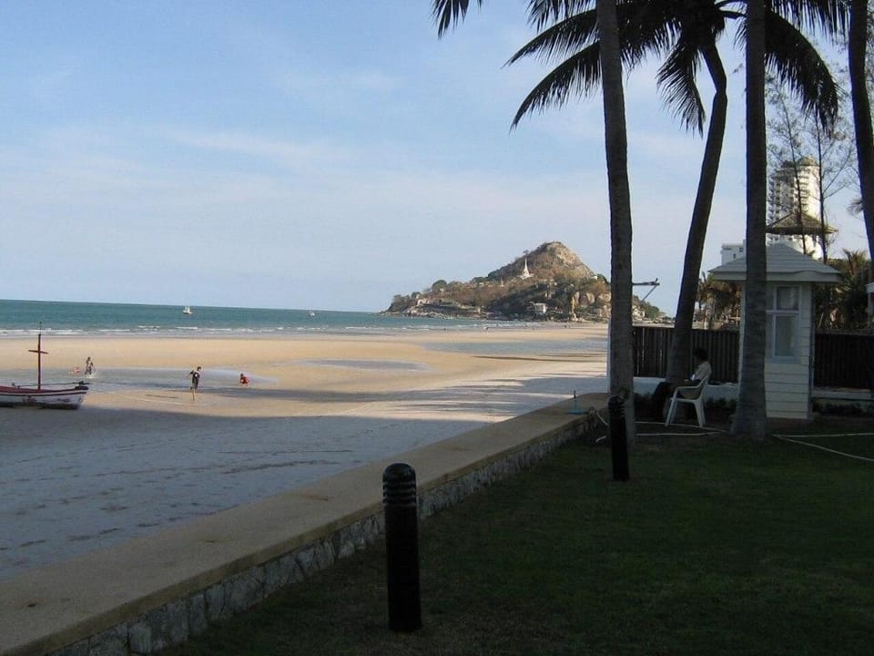 Beach Apartment Hua Hin Pano-seaview Khao Takiab Vacation rental in Nong Kae