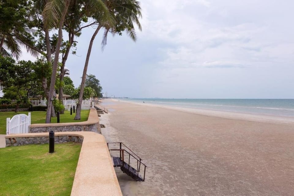 Beach Apartment Hua Hin Pano-seaview Khao Takiab Vacation rental in Nong Kae