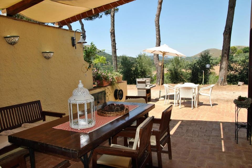 Holiday resorts for 10 persons, with swimming pool, wifi and air conditioner Villa in Lazio
