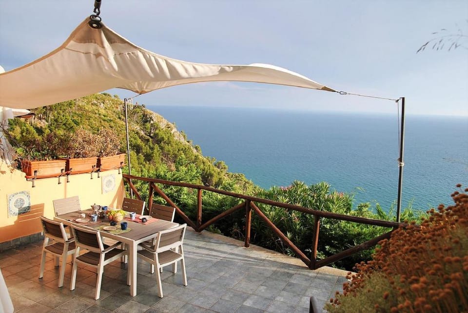 Villa for 62 persons in Sperlonga Villa in Lazio