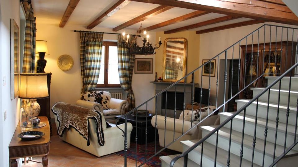 Guest Farmhouse in the hearth of Tuscany Villa in Castiglion Fiorentino