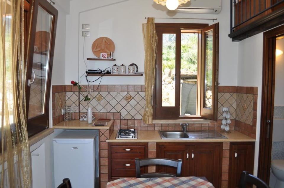 Villa Elena 2 Km from the Natural Reserve of Zingaro Apartment in Sicily