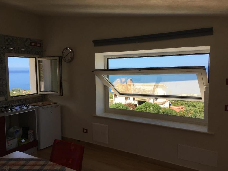 Apartment Vincent and Elen 2 Km from Zingaro Natural Reserve Apartment in Scopello, Trapani